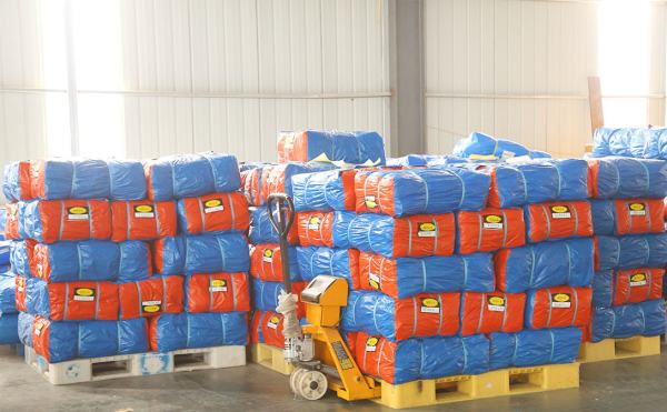 選擇篷布廠家，按時(shí)交貨是關(guān)鍵！